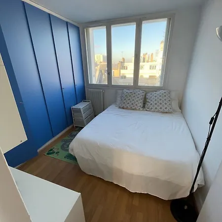 4 Bed Rooms, Top Floor, Stunning Sacre-Coeur View *